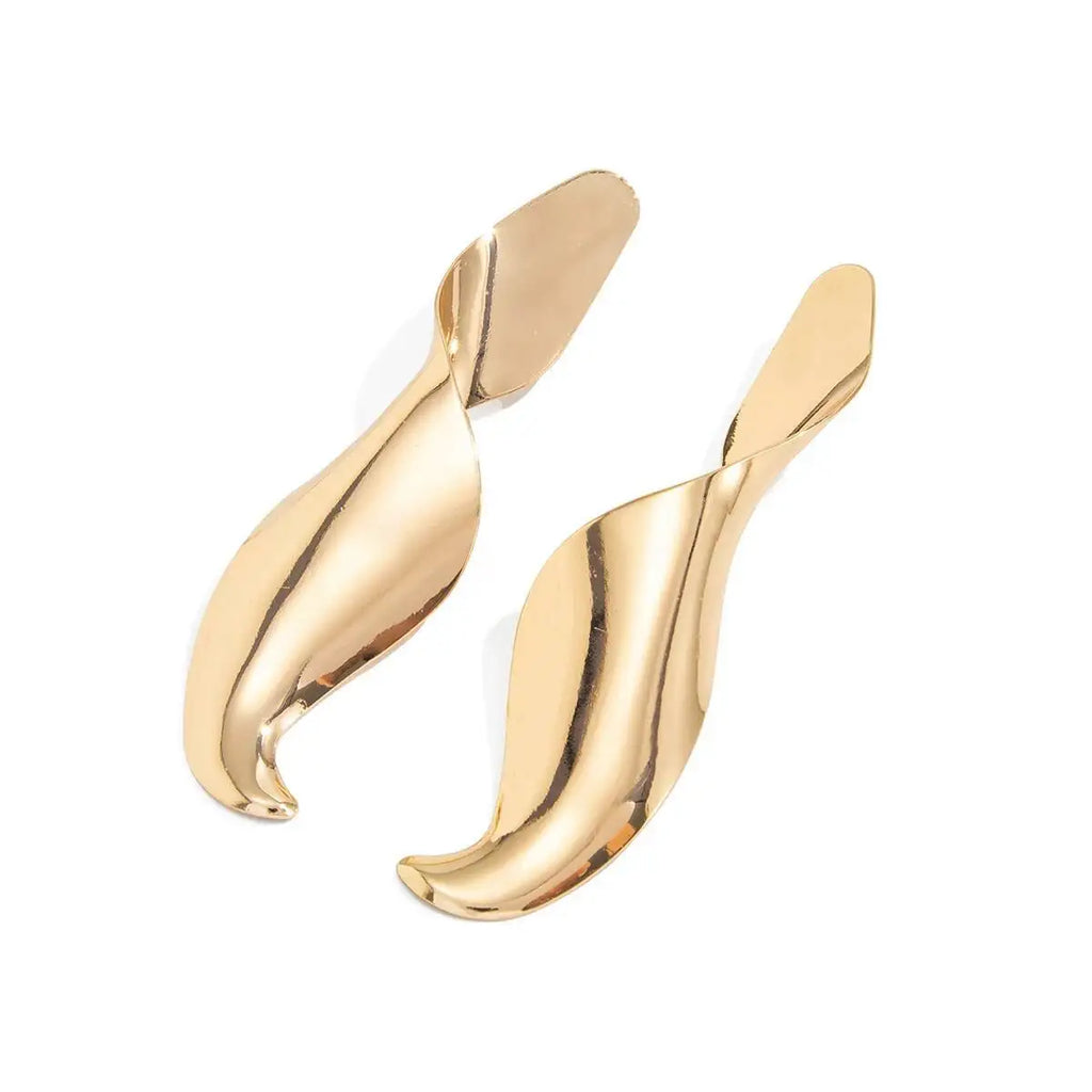 עגילים - מפל